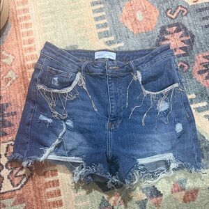 Frayed Mid-Rise Blue Denim Shorts with Chain Fringe